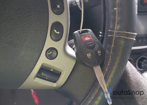 2014 Nissan Rogue Select S z USA, uszkodzony, nr VIN JN8AS5MT2EW104918